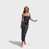 Carmen - Ilma varrukateta satiin Kleid