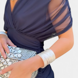 Luana - Elegantne V-dekolteega kleit