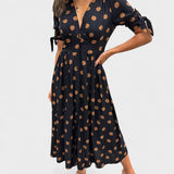 Mónica - Elegantne Täpiline Kleid